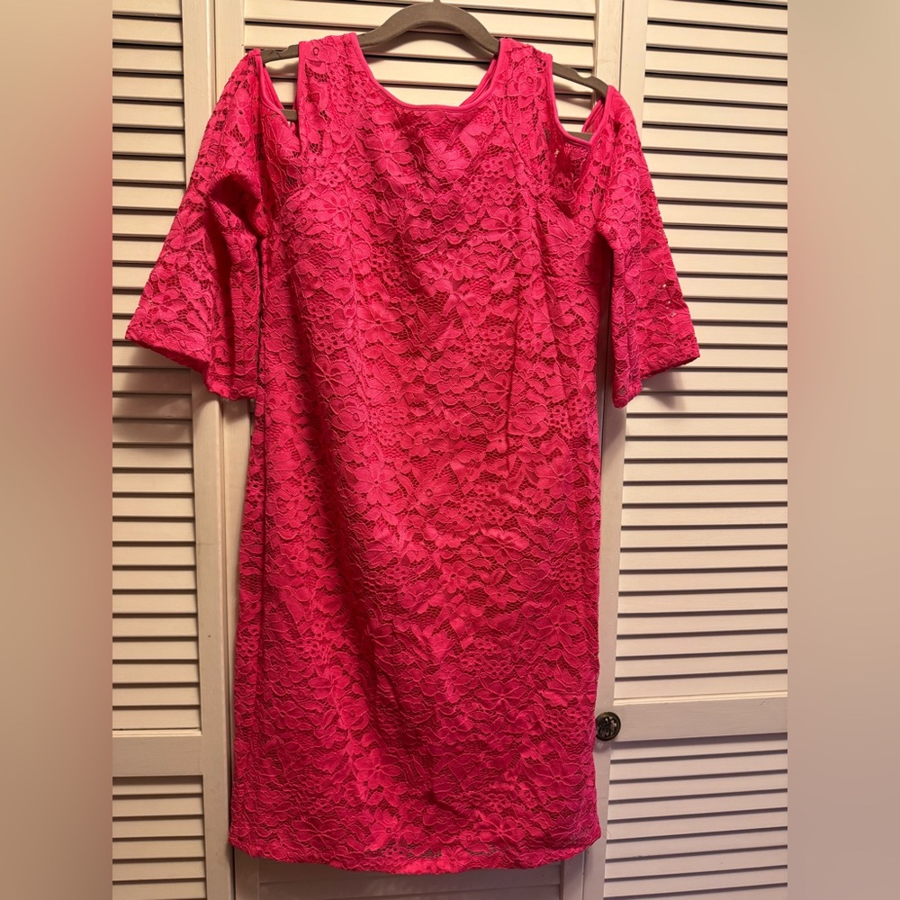 Nine West Size 6 Vibrant Pink Lace Open Shoulder Long Sleeve Dress PTP 18”